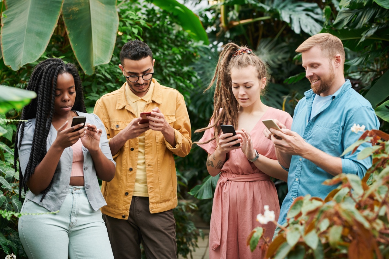 How mobile phones lead to temporary blindness | RosyCheeked